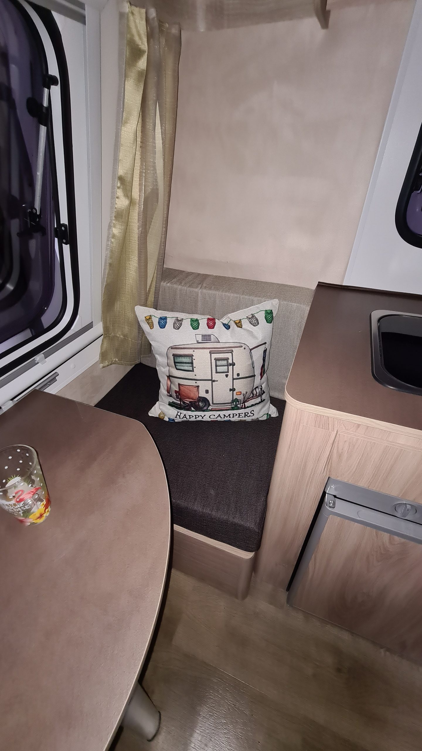 Foto Kissen Happy Camper 2 scaled 1