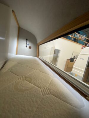 3b7ea63b e129 4d79 ab93 44b2c5d353e5